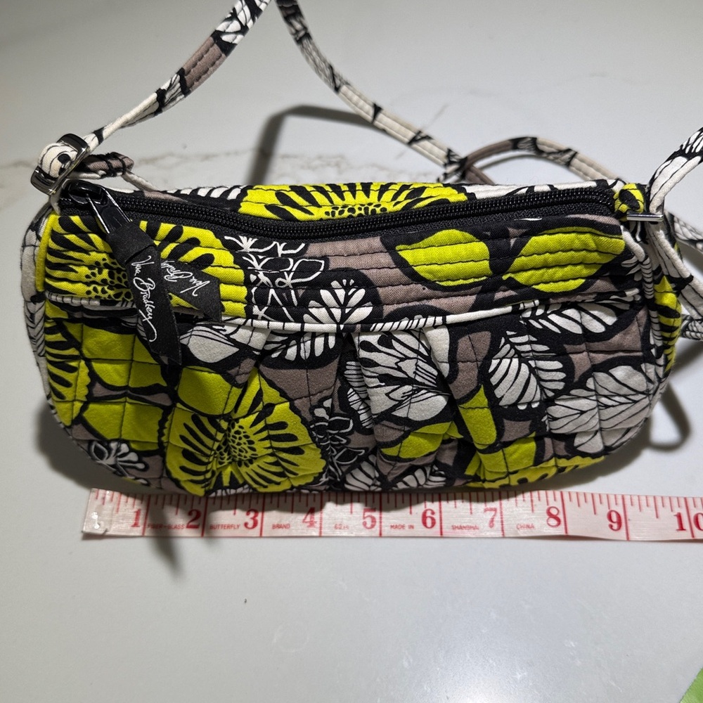 2 PIECE NEW Set VERA BRADLEY Citron Crossbody & Zip ID Case, Black/Neon Yellow - Picture 4 of 10